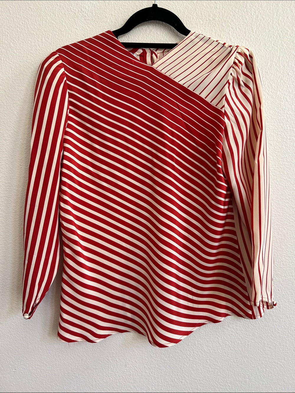 SAKS FIFTH AVENUE Silk LS Blouse Bold Red/Off-White Candy Cane Stripe Women’s 10